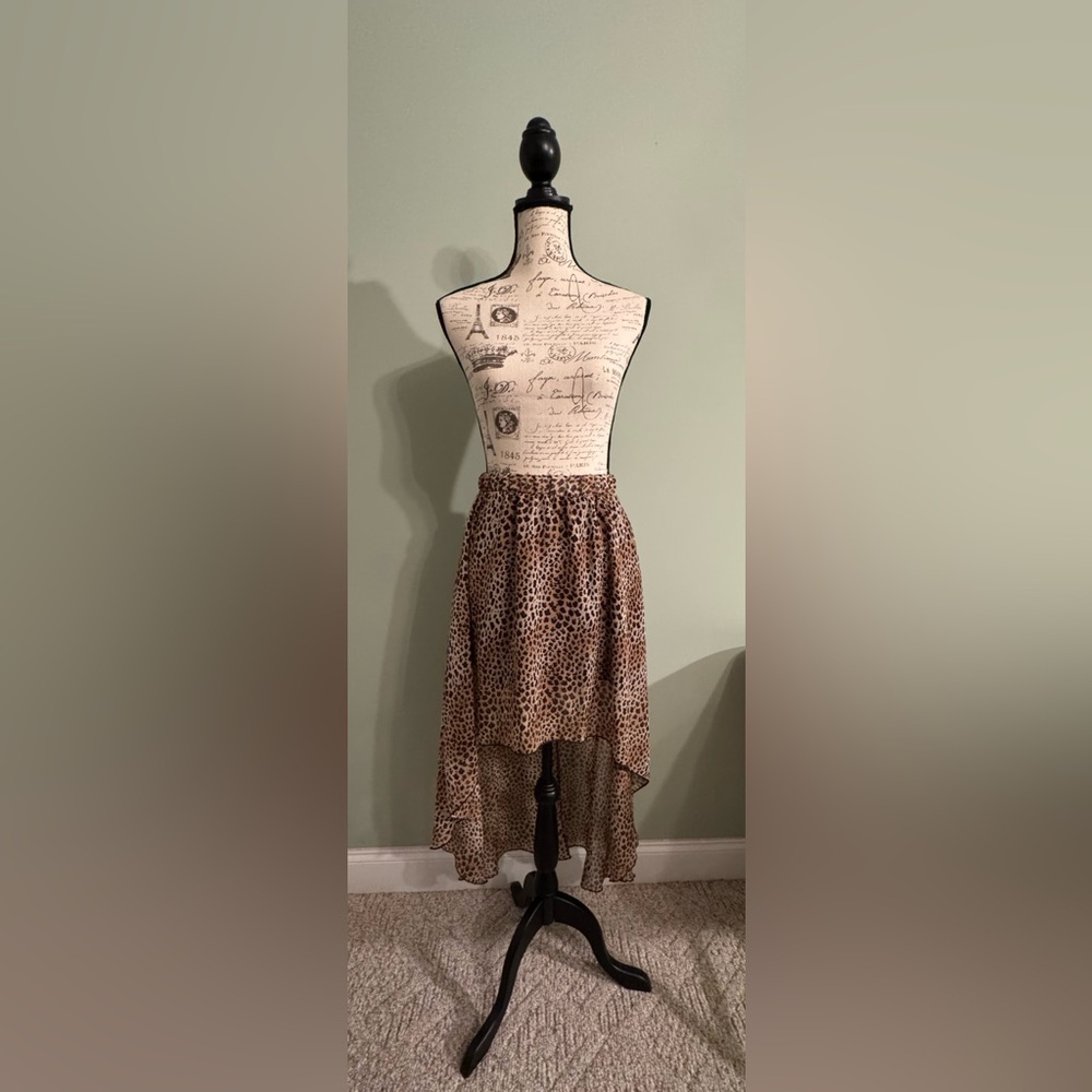 Body Central Leopard Print High Low Skirt Juniors Size Medium NWT